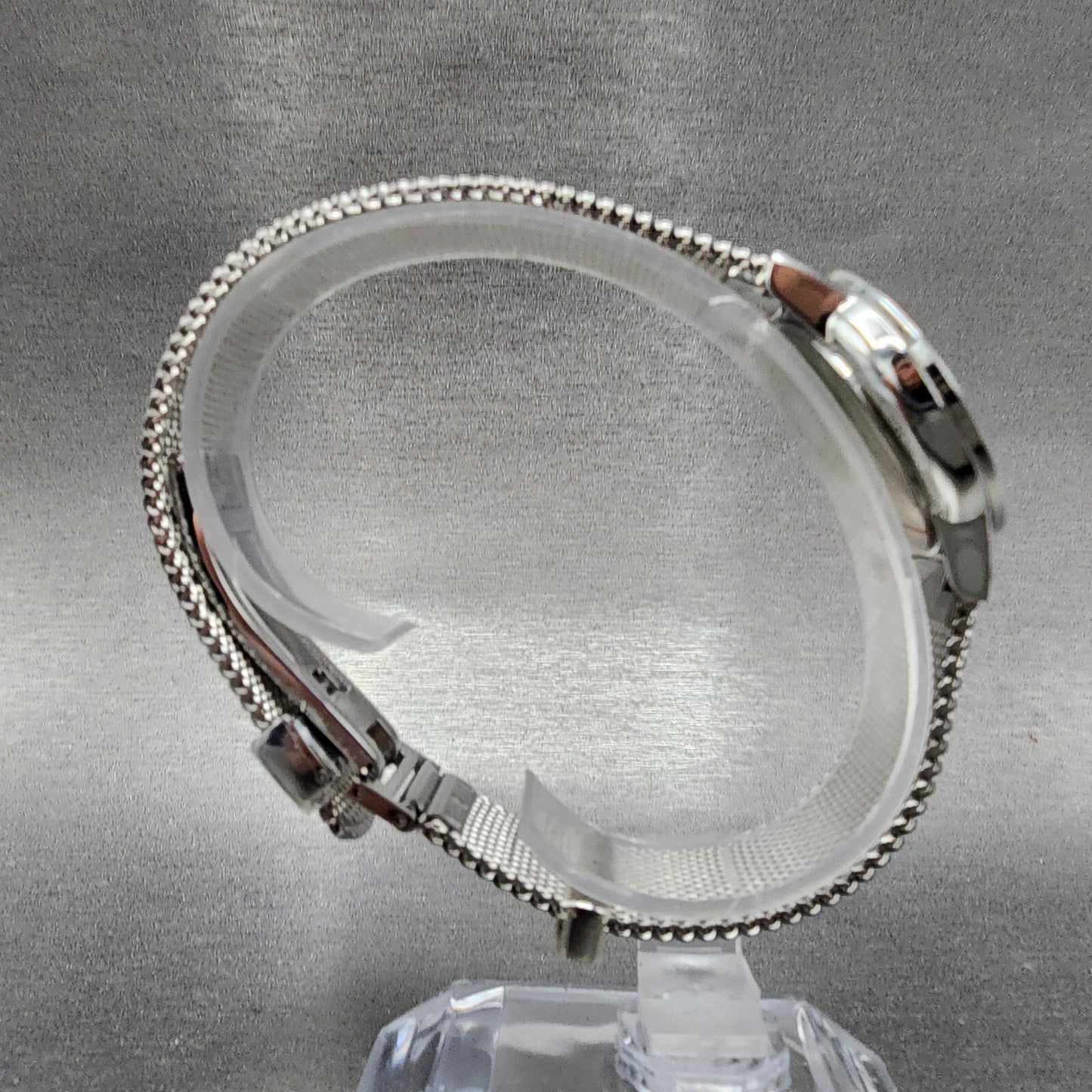 Movado Museum Watch Women 28mm MOP Dial Stainless Steel Diamond Markers New Bat10