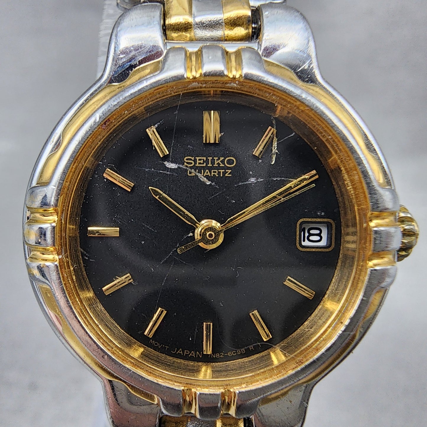 Seiko Watch Women 24mm Black Dial Two Tone Round 7N826C20 New Battery1