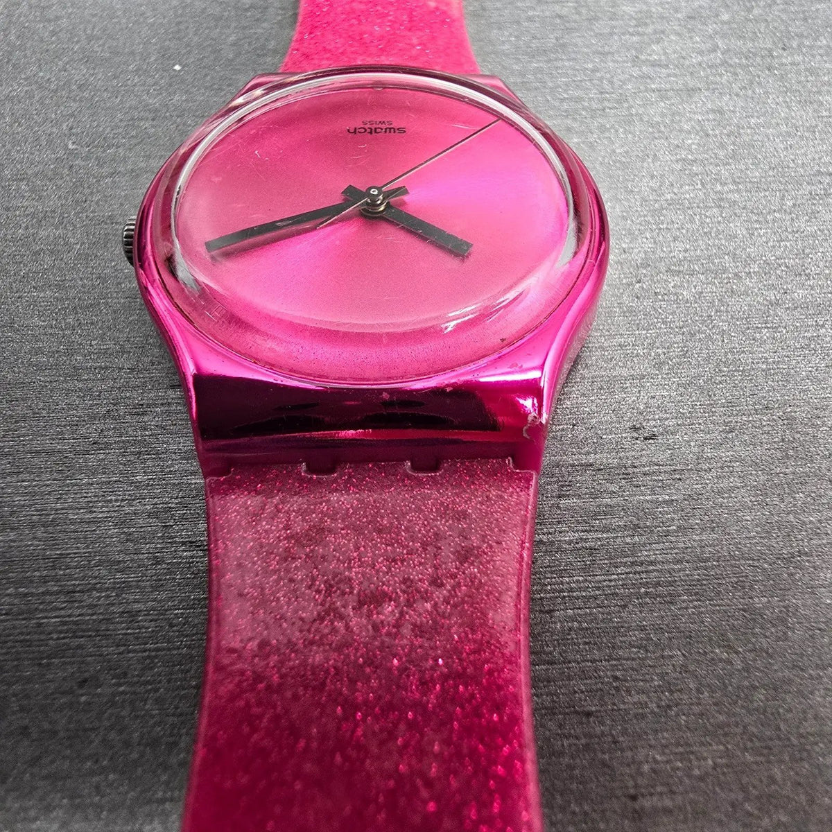 Swatch Deep Pink Watch Men 34mm Pink Dial Pink Tone Round GP139 New Battery READ7
