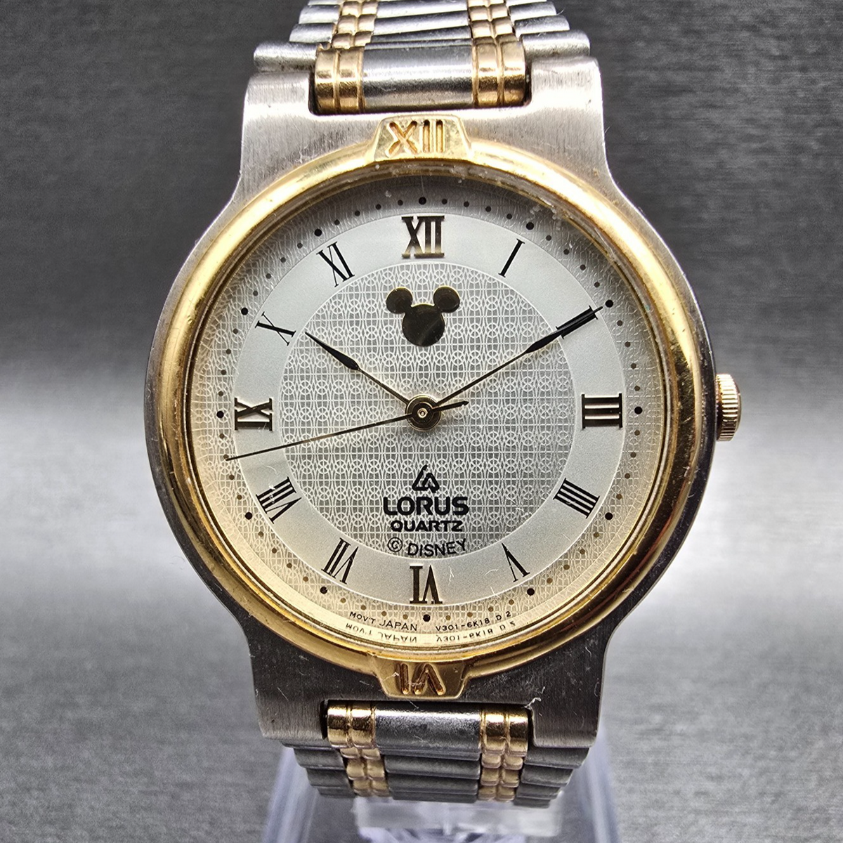 Lorus Mickey Mouse Watch Women 30mm Champagne Dial Two Tone V301-6E70 New Batt0