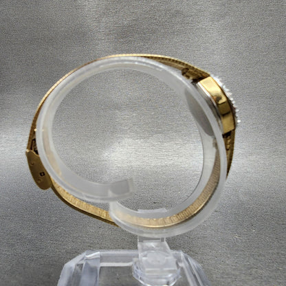 Gruen Watch Women 16mm Gold Dial Gold Tone Oval Diamond Bezel New Battery8