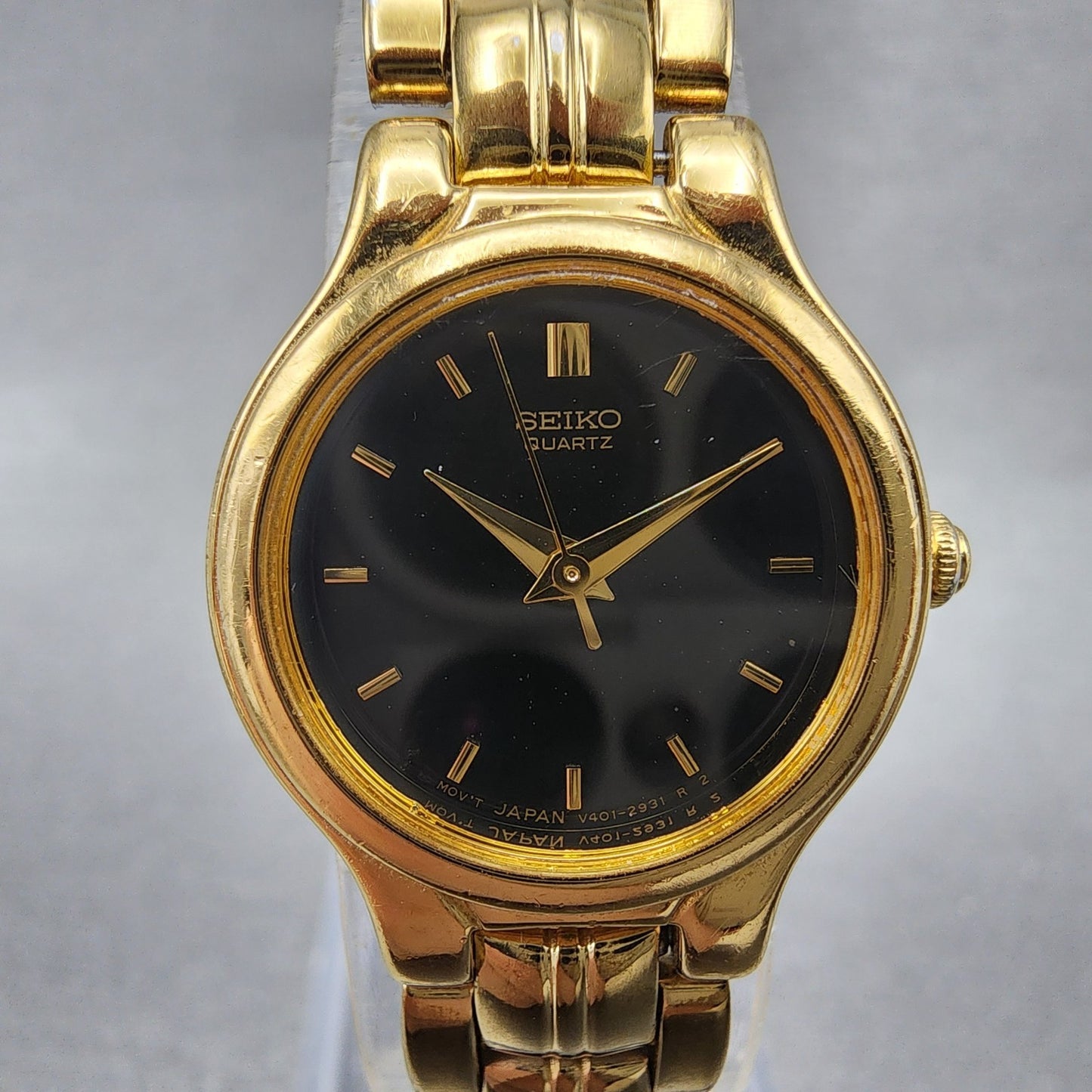 Seiko Watch Women 21mm Black Dial Gold Tone Round V4011111 New Battery1