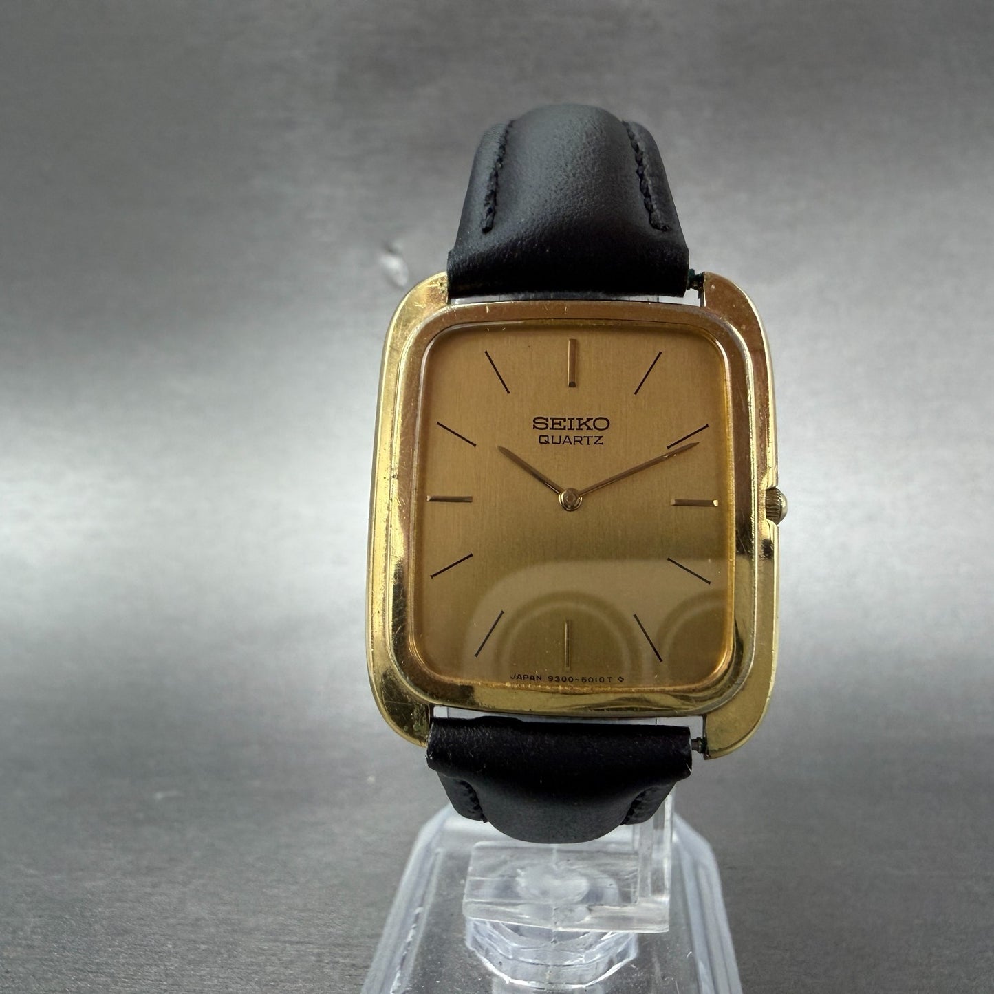 Seiko Tank Watch Men 27mm Champagne Dial Gold Tone Vinatge 9300-5009 New Battery5