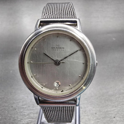 Skagen Denmark Watch Women 28mm Silver Dial Silver Tone Date 16SSS New Battery0