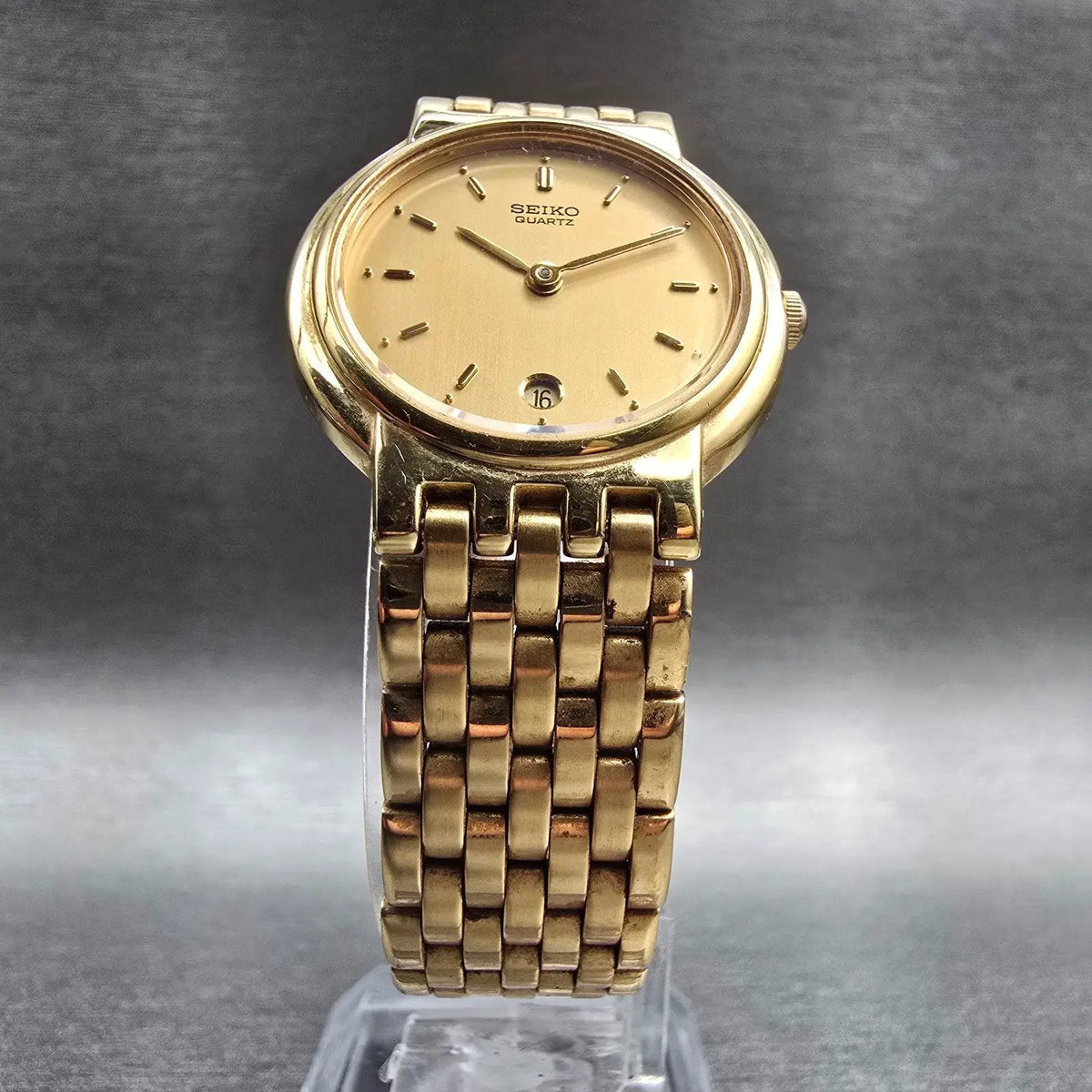 Seiko Watch Women 25mm Gold Dial Gold Tone Date Round 3Y09-0B59 New Battery5