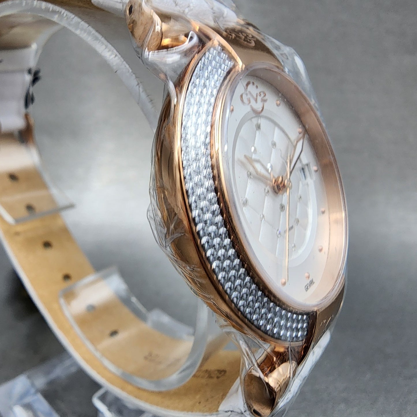 Gevril GV2 Berletta Watch Women 37mm White Dial Rose Gold Tone Date New Battery3