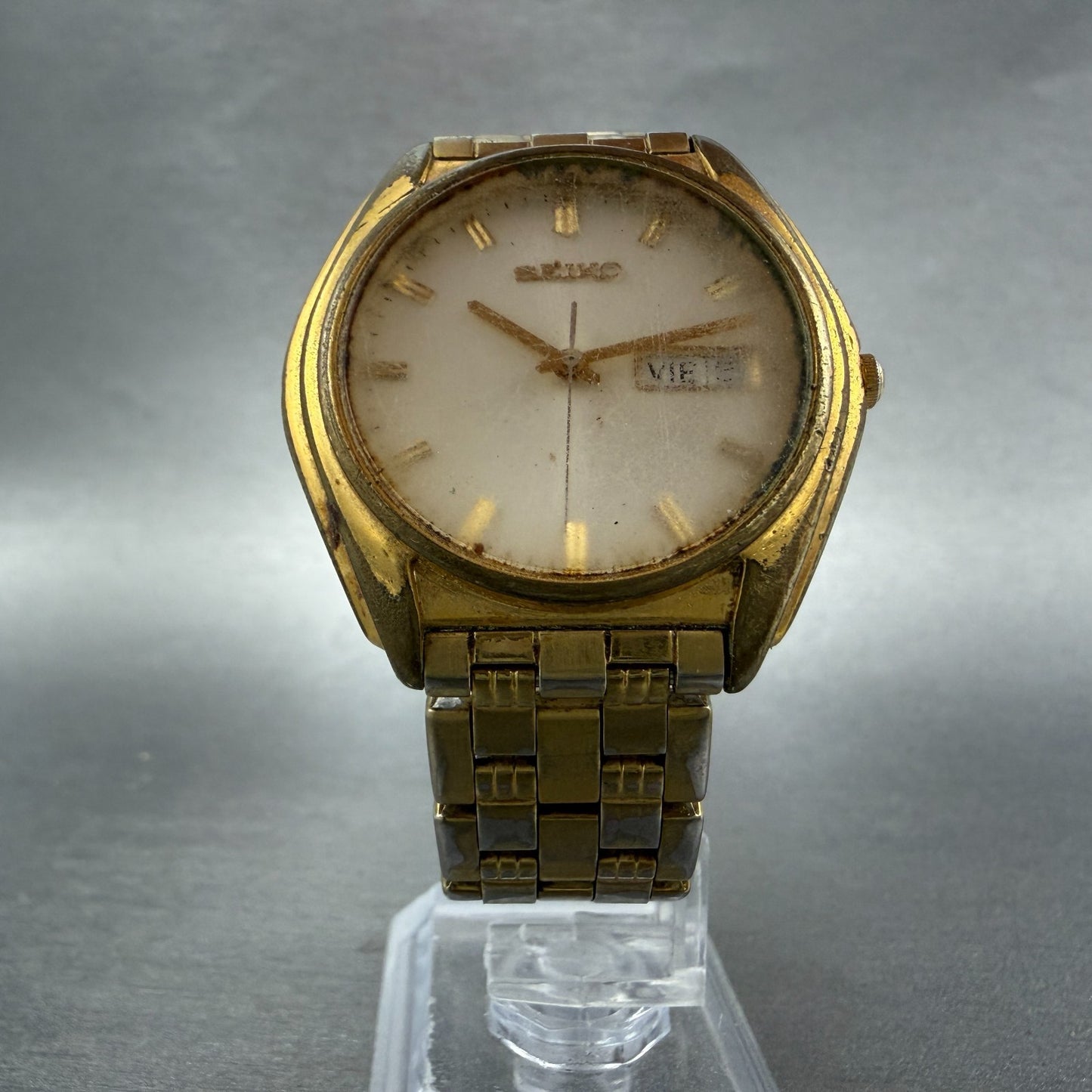 Seiko Watch Men 37mm White Dial Gold Tone Daydate V743-8069 New Battery5