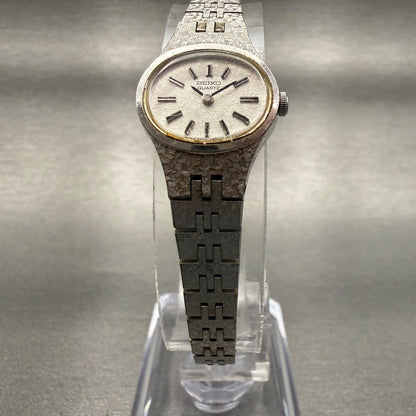 Seiko Watch Women 18mm Silver Dial Silver Tone Oval 2020-5759 New Battery5