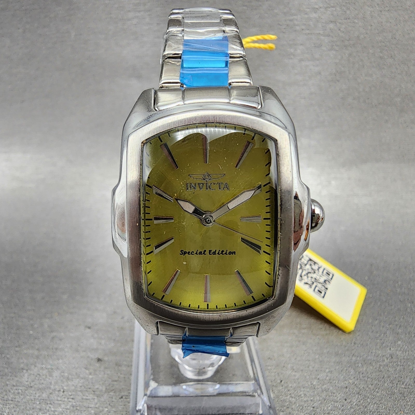 Invicta Lupah Watch Women 26mm Yellow Dial Silver Tone Rectangle 24115 New Batt0