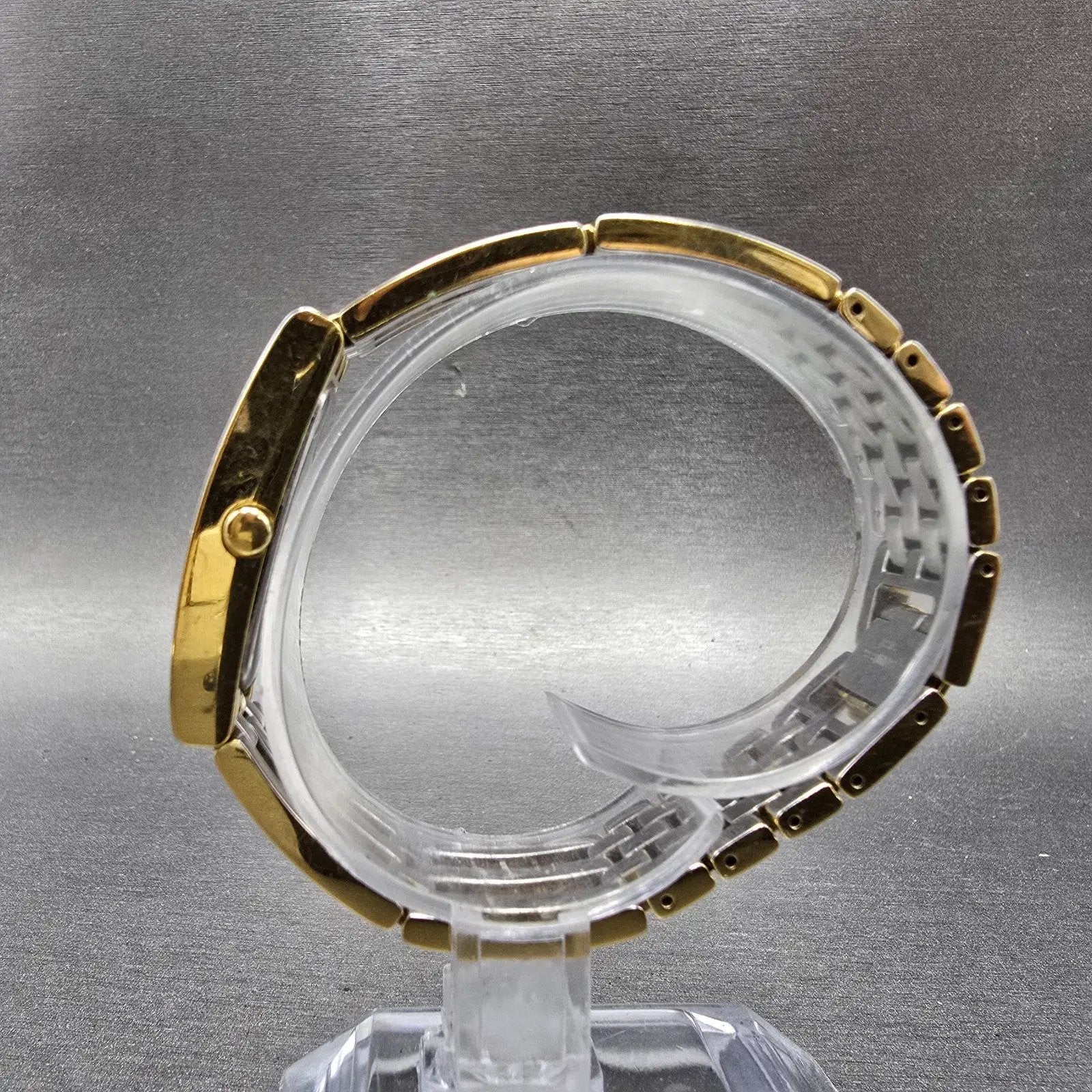 Movado Esperanza Tank Watch Women 14mm Black Dial Gold Tone 88 H5 1400 New Batt6