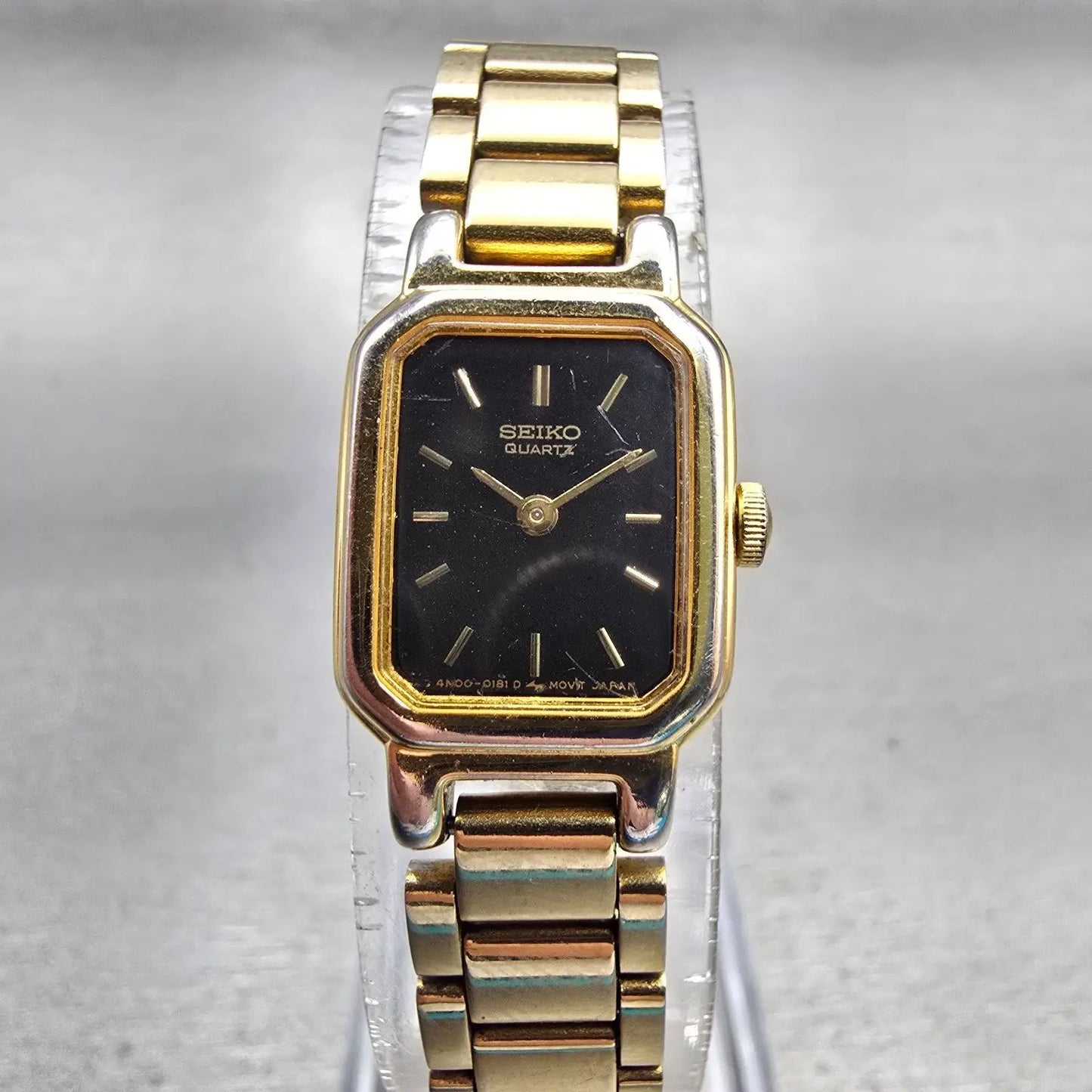 Seiko Tank Watch Women 15mm Black Dial Gold Tone Rectangle 4N00-5071 New Battery0
