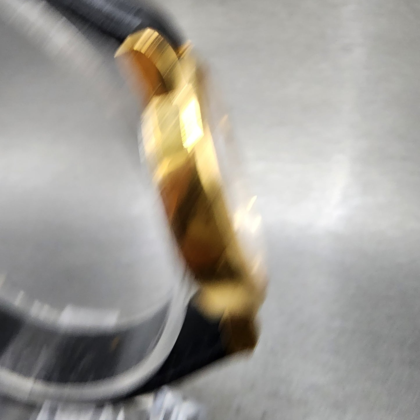 Orient Sentimental Graffiti You Watch Men 32mm White Dial Gold Tone New Battery3