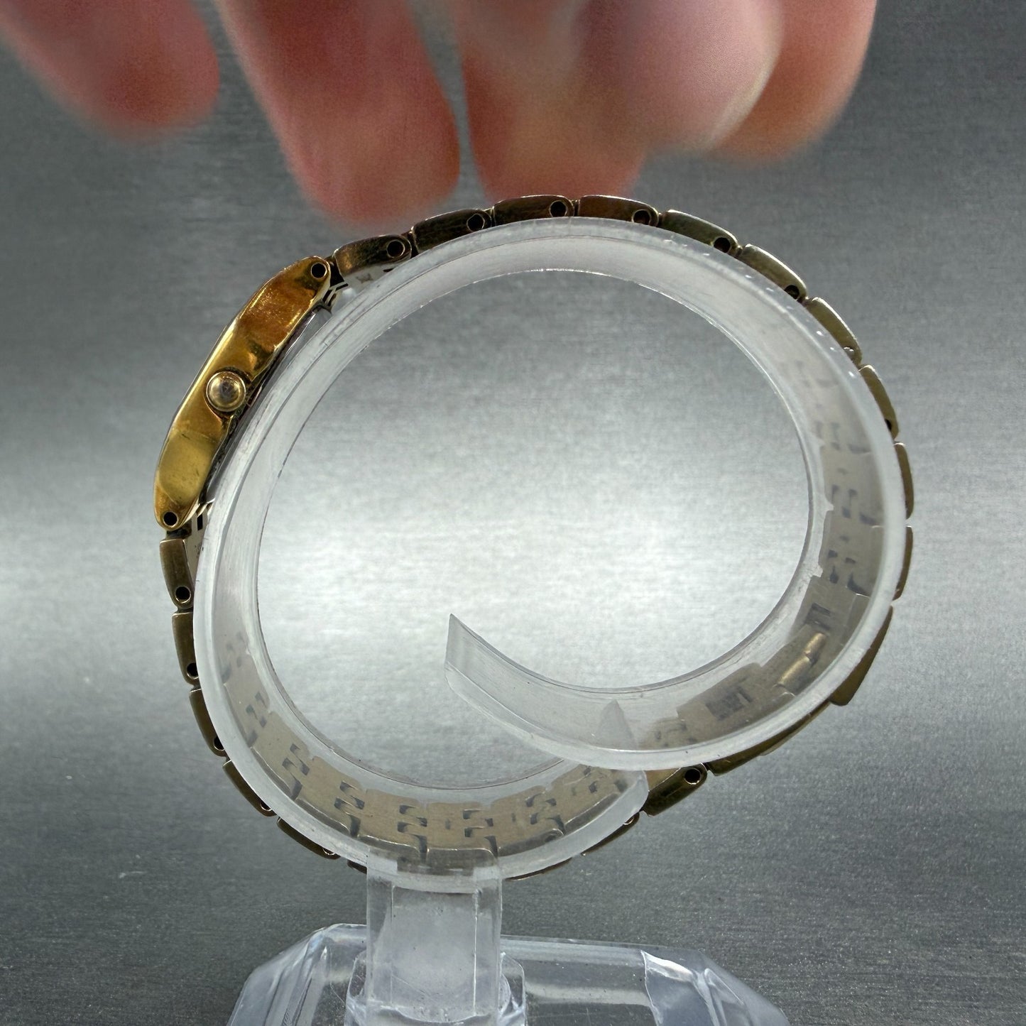 Seiko Watch Women 16mm Champagne Dial Gold Tone Octagon 1N00-0GT0 New Battery6