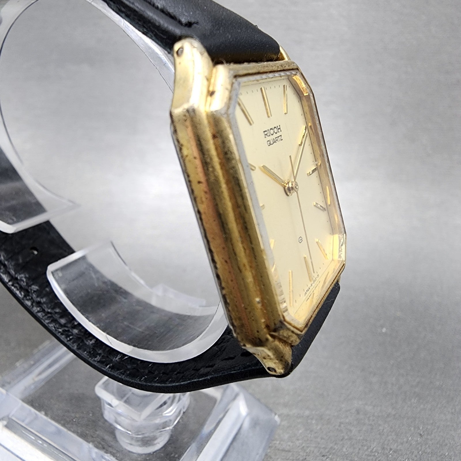 Rioch Tank Watch Men 28mm Champagne Dial Gold Tone Rectagle New Battery3