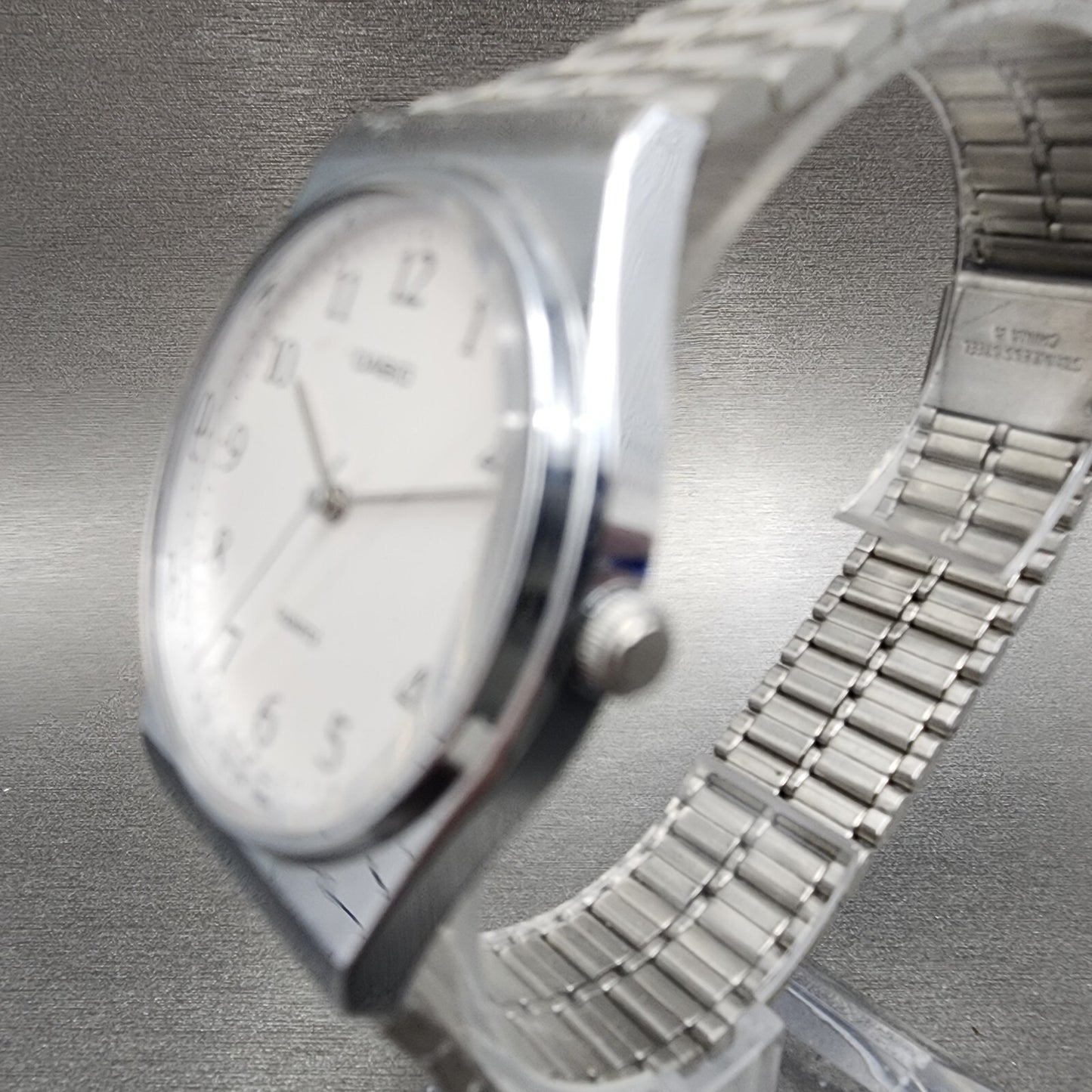 Casio Watch Men 33mm White Dial Silver Tone Round MQ336 New Battery2