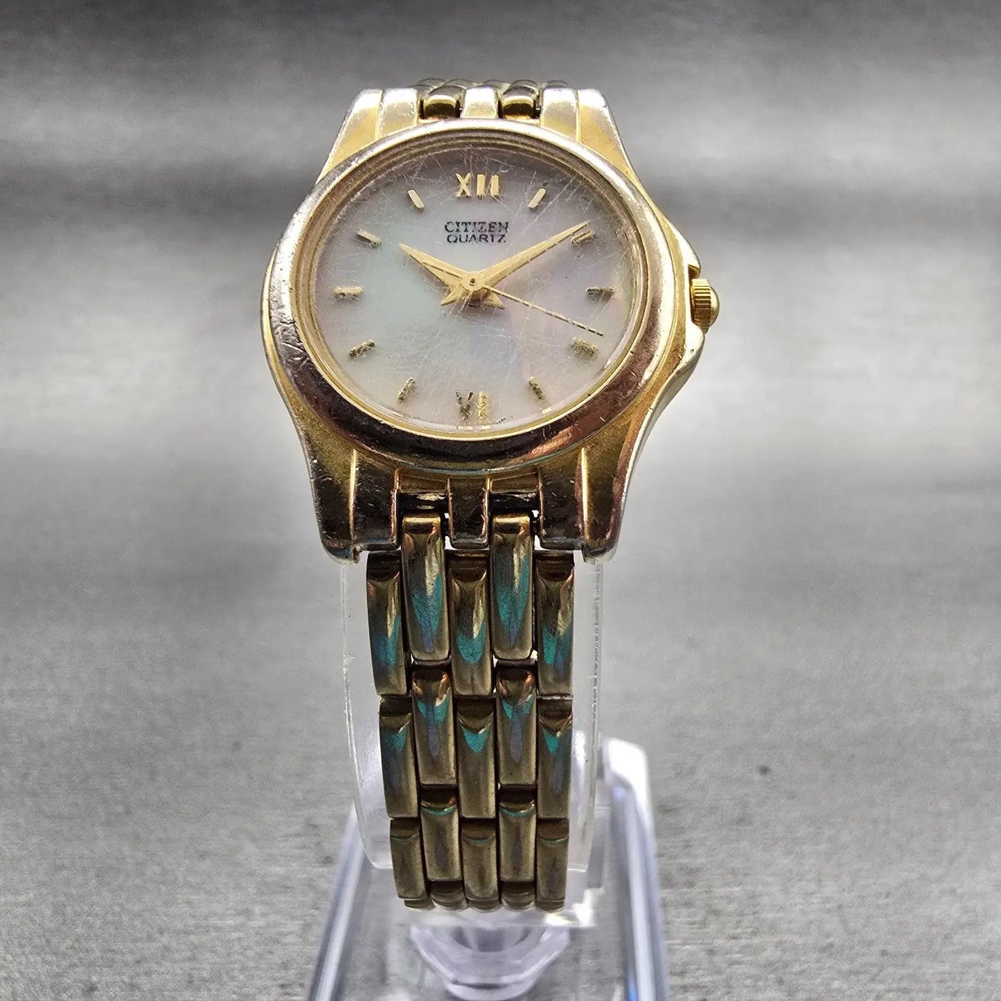 Citizen Watch Women 24mm MOP Dial Gold Tone Round 8031-S52543 New Battery VTG5