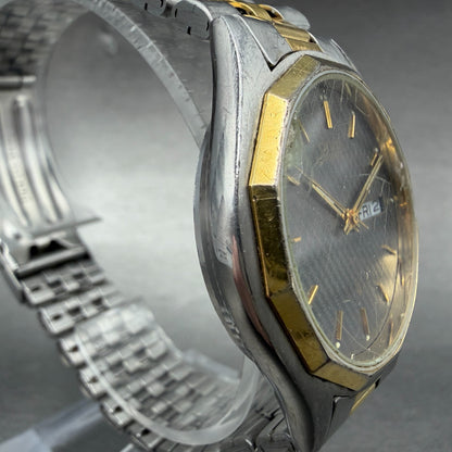 Citizen CQ Watch Men 36mm Gray Dial Two Tone Daydate Round 6100-S18655 New battA3