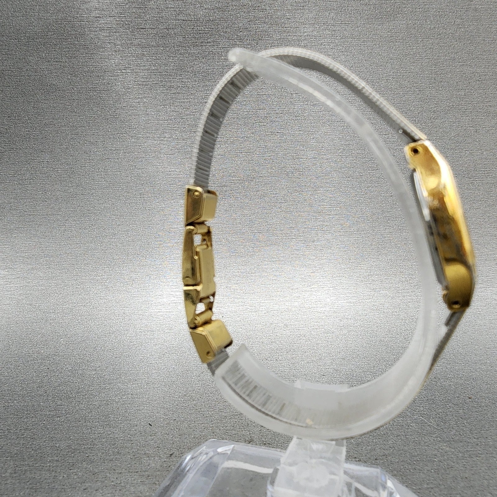 Citizen CQ Watch Women 17mm Champagne Dial Gold Tone 3220S02147 New Battery8
