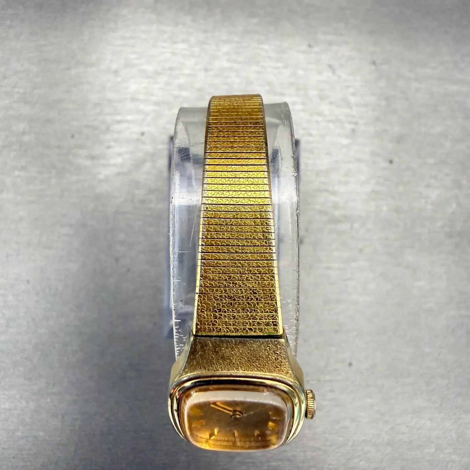 Seiko Watch Women 16mm Gold Dial Gold Tone Rectangle 2C20-5770 New Battery VTG4