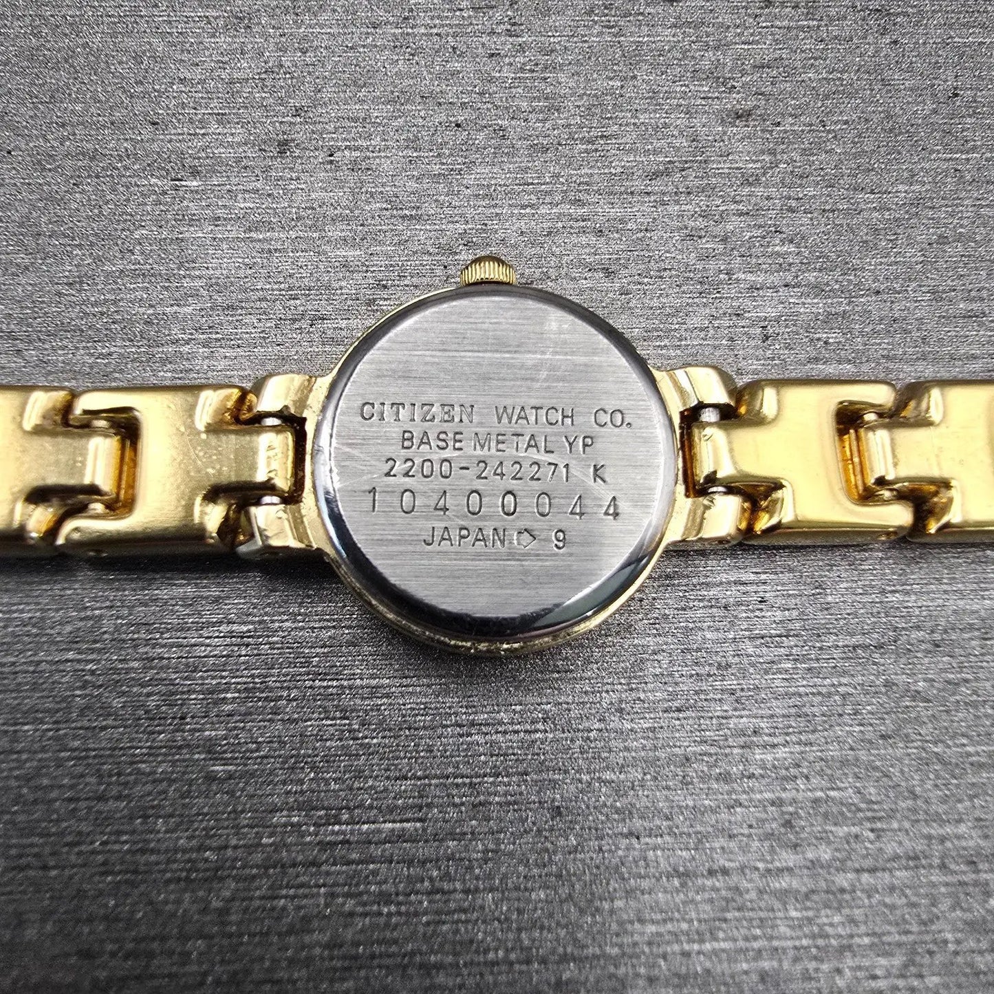 Citizen Elegance Watch Women 17mm MOP Dial Gold Tone Round 2200-242271 New Batt10