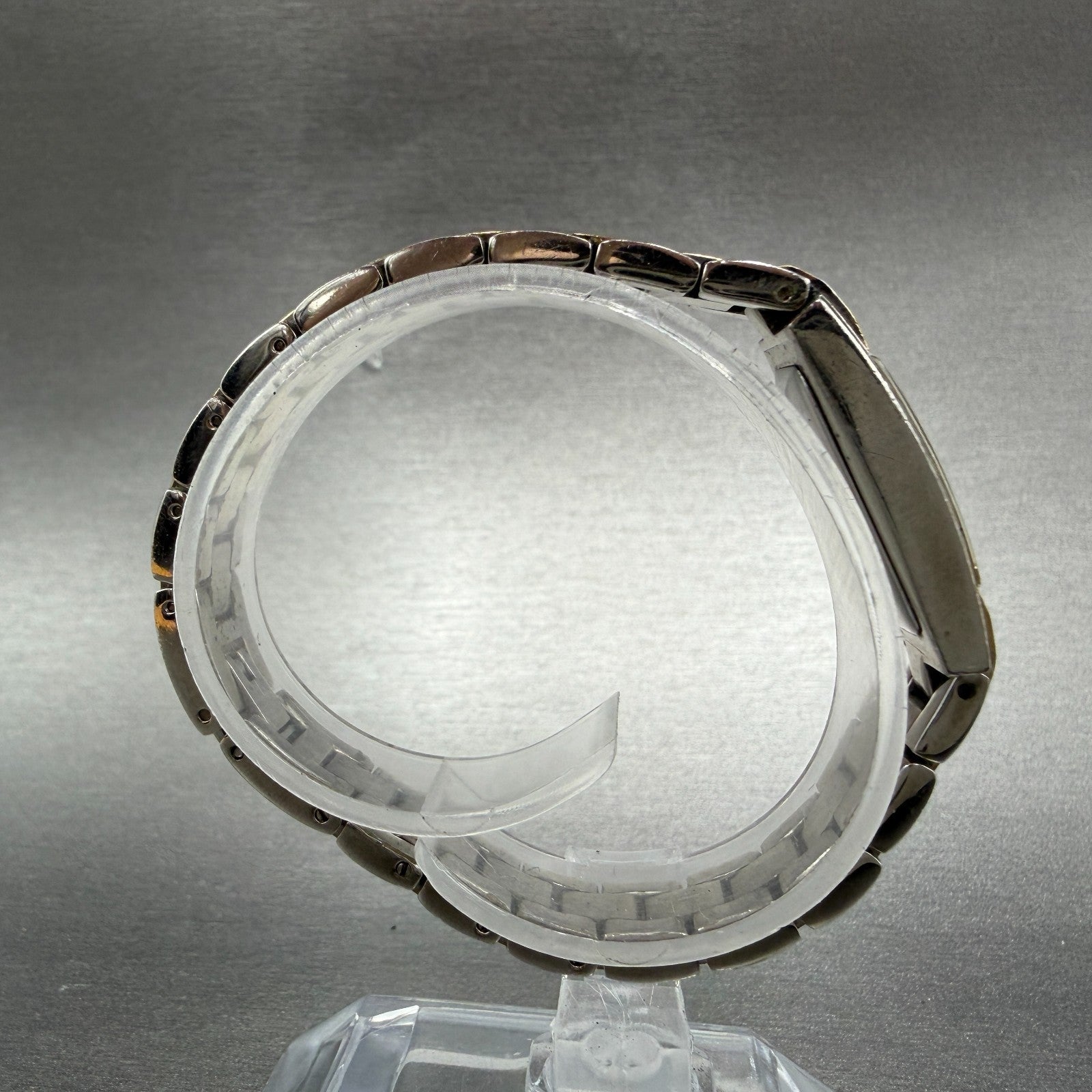 Bulova Watch Women 15mm MOP Dial Two Tone Rectangle 98L001 New Battery8