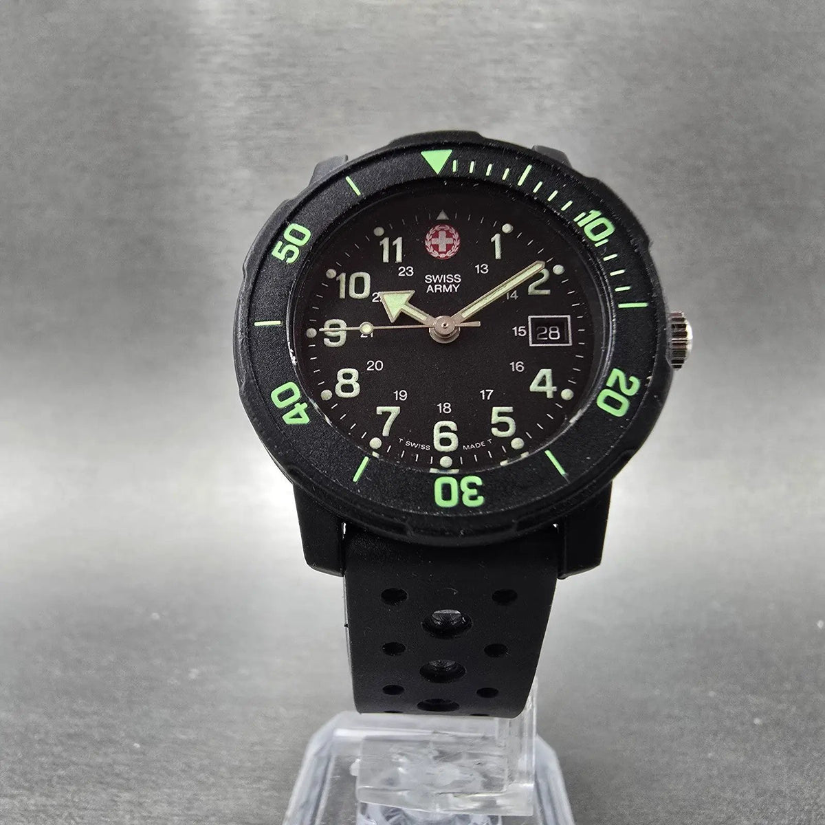 Victorinox Swiss Army Striker Watch Women 31mm Black Dial Black Tone Date PARTSK6