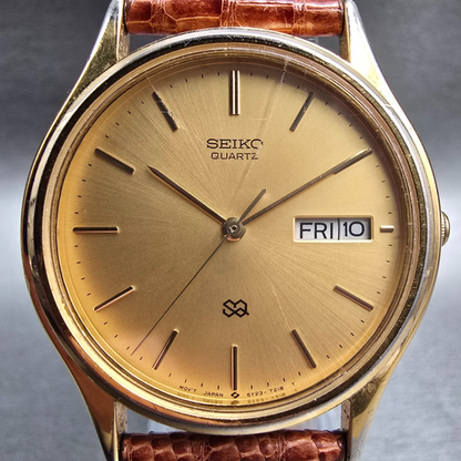 Seiko SQ Watch Men 33mm Gold Dial Gold Tone Daydate Round 5Y23-7079 New Batt JP1