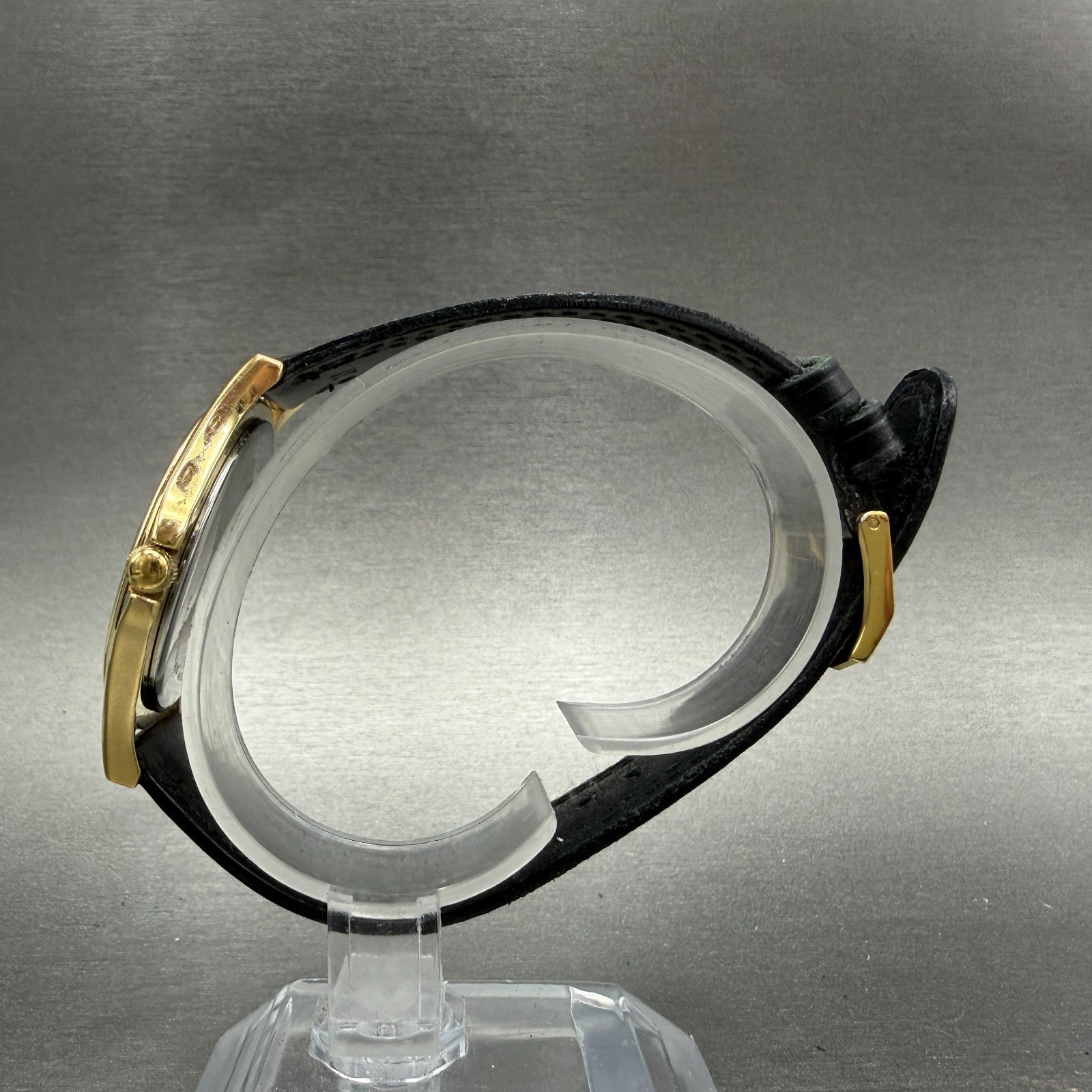 Movado Museum Watch Men 35mm Black Dial Gold Tone Round 87 E4 0863 W/Box New Bat7