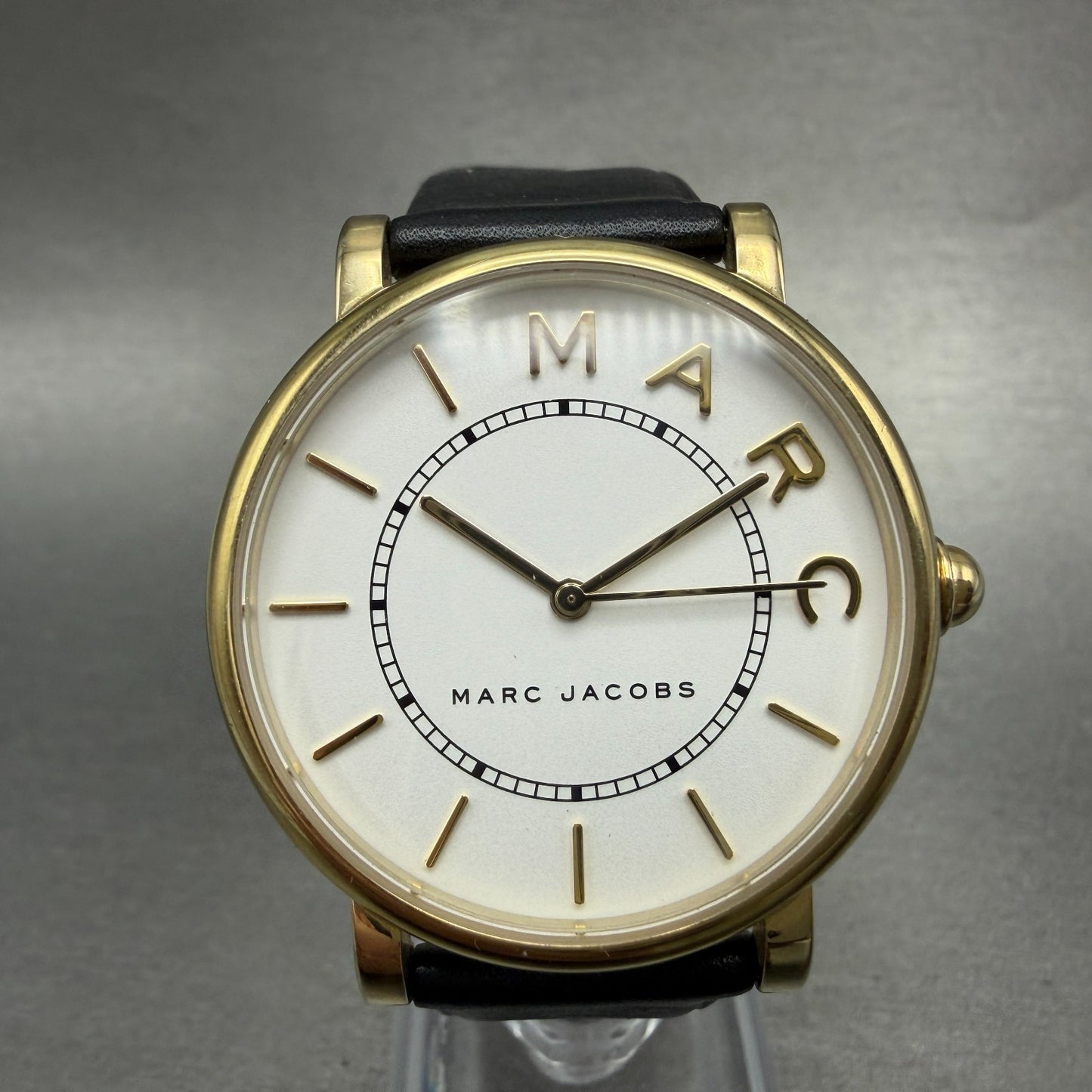 Marc Jacobs Roxy Watch Women 37mm White Dial Gold Tone Round MJ1532 New Battery0