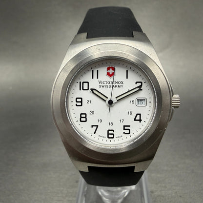 Victorinox Swiss Army Excursion Watch Women 30mm White Dial Silver Tone New Batt0