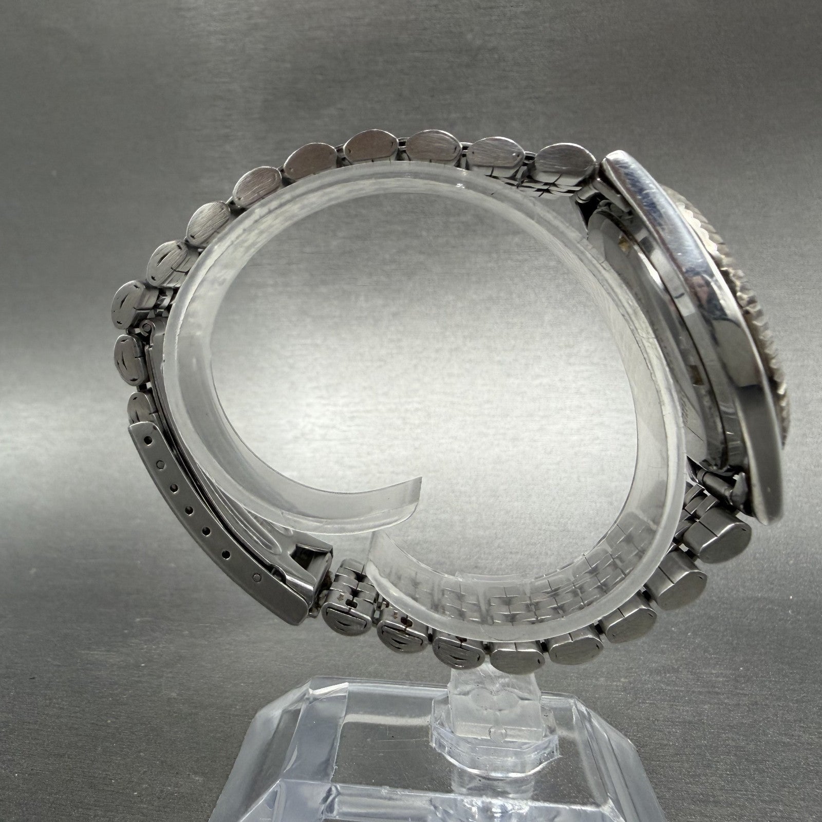 Citizen CQ President Watch Men 35mm Silver Dial Silver Tone Daydate New Battery8