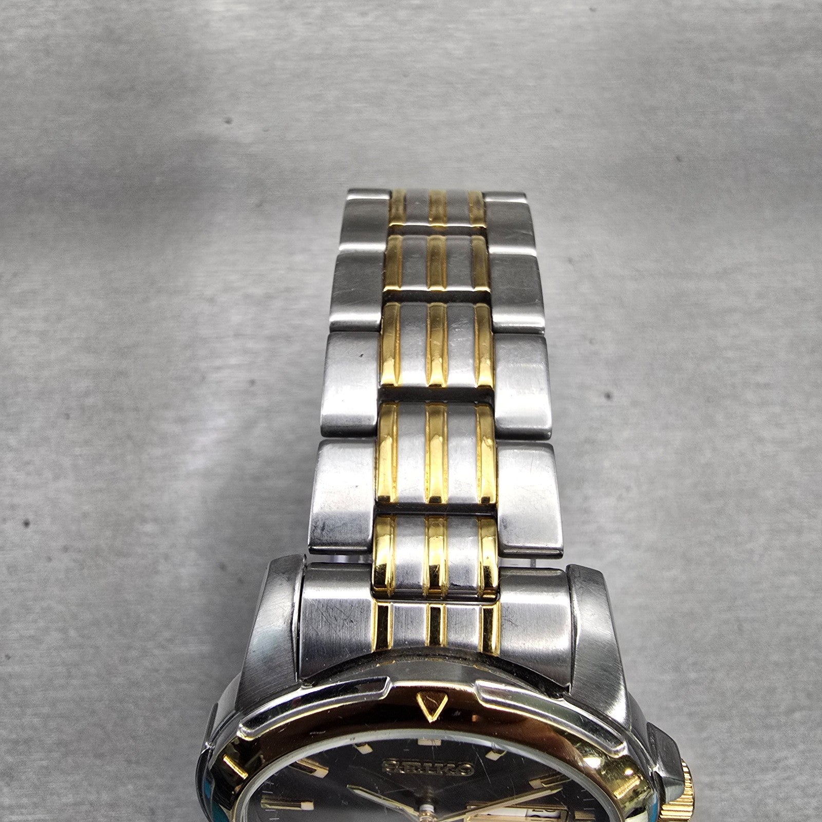 Seiko Watch Men 39mm Gray Dial Two Tone Round 6N43-00A0 New Battery VTG READ4