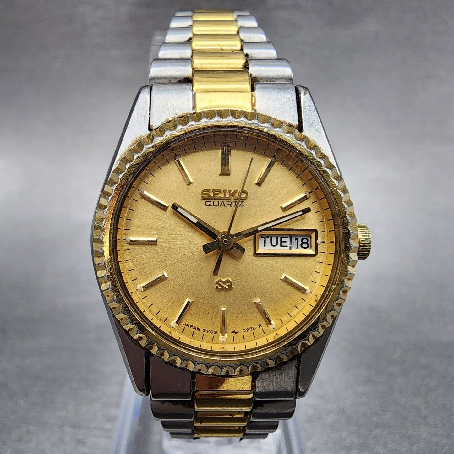 Seiko SQ Watch Women 24mm Gold Dial Two Tone Daydate 24mm Round New Battery B120