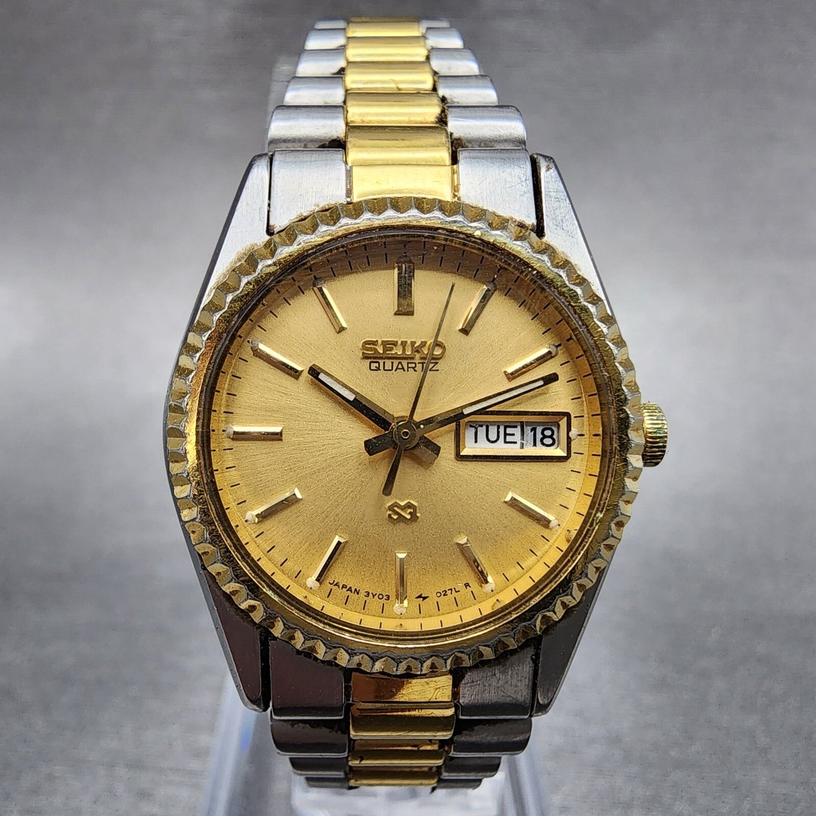 Seiko SQ Watch Women 24mm Gold Dial Two Tone Daydate 24mm Round New Battery B120