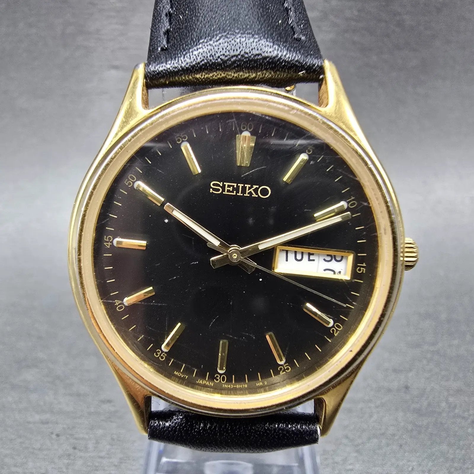 Seiko Watch Men 35mm Black Dial Gold Tone Daydate READ!!!! 7N43-8A99 New Battery0