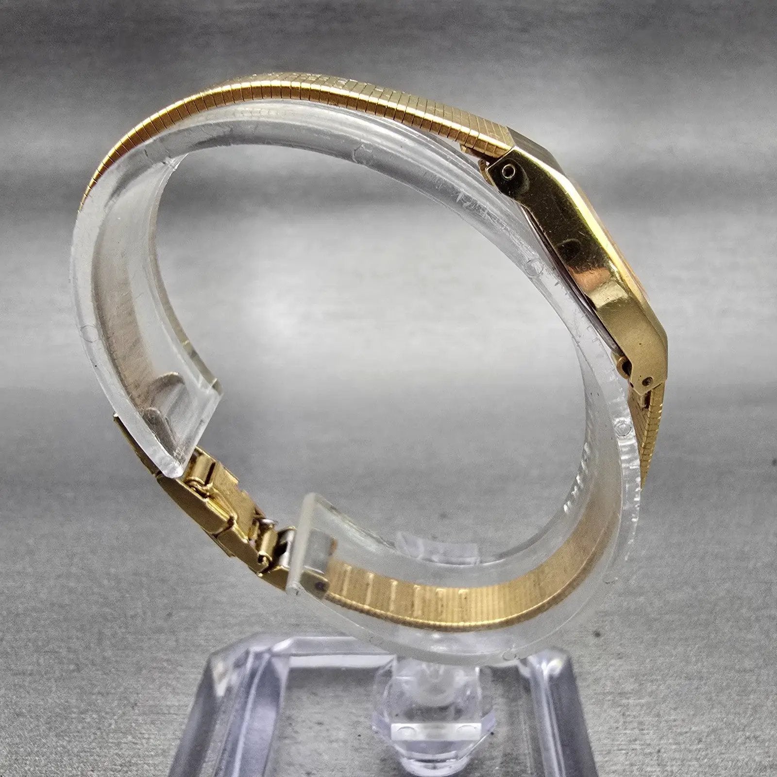 Seiko Watch Women 17mm Gold Dial Gold Tone Round 2P20-0A89 New Battery Vintage8