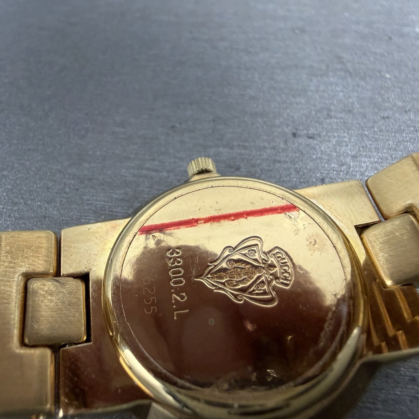 Gucci 3300L Watch Women 26mm Black Dial Gold Plated Round New Battery Vintage9