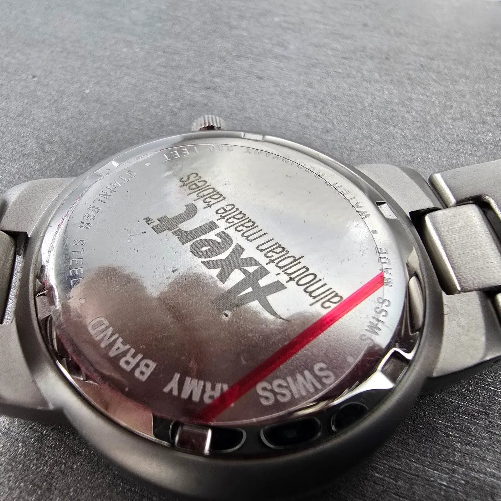 Victorinox Swiss Army Valiant Watch Men 40mm White Dial Silver Tone Date New Bat9
