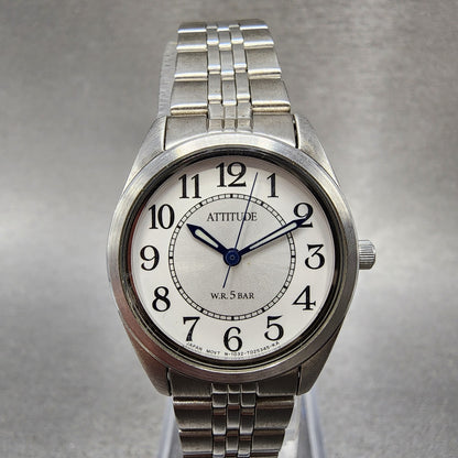 Citizen Attitude Watch Women 25mm Silver Dial Silver Tone Round New Battery0
