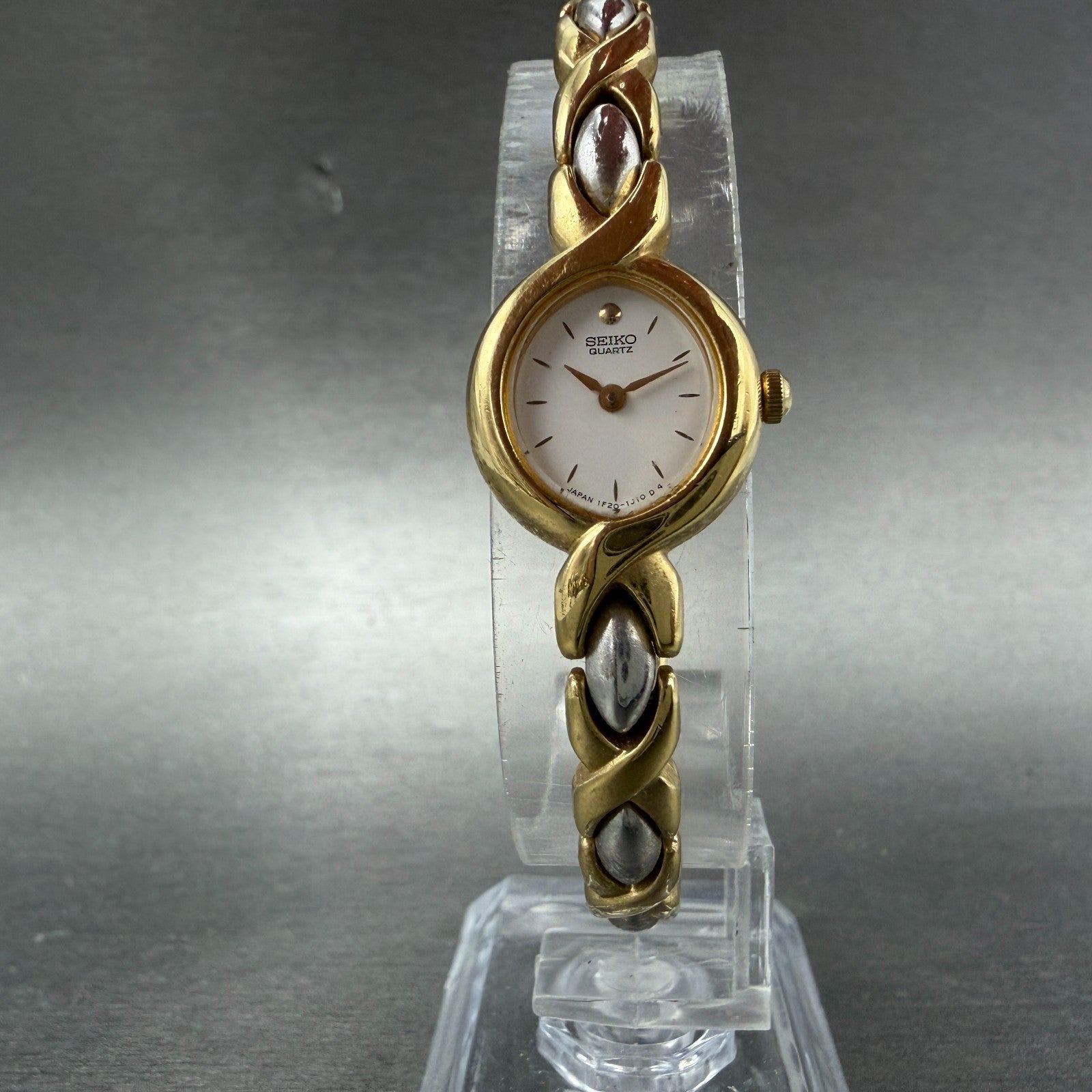Seiko Watch Women 16mm White Dial Two Tone Round Vintage 1F20-5H79 New Battery5