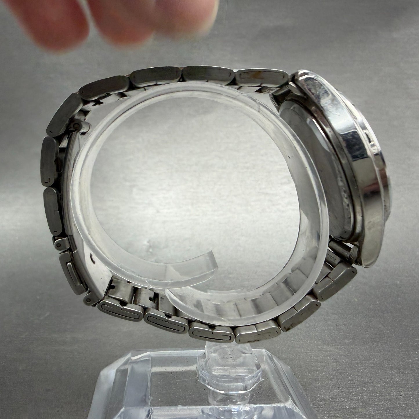 Seiko Alba Solar Watch Men 36mm Silver Dial Silver Tone Daydate V158-0AX0 Runs8