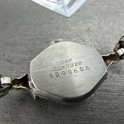 Seiko Watch Women 17mm Silver Dial Silver Tone Oval Manual 21-7320 Runs Vintage9