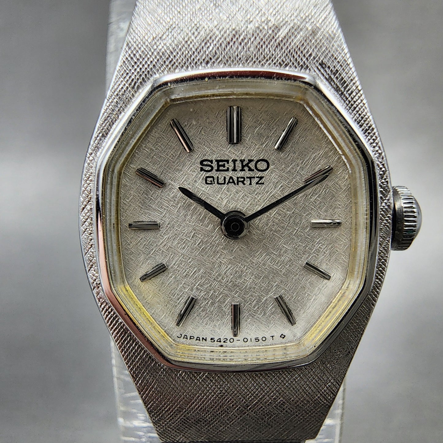 Seiko Watch Women 17mm White Dial Silver Tone Round 54205059 New Battery VTG1