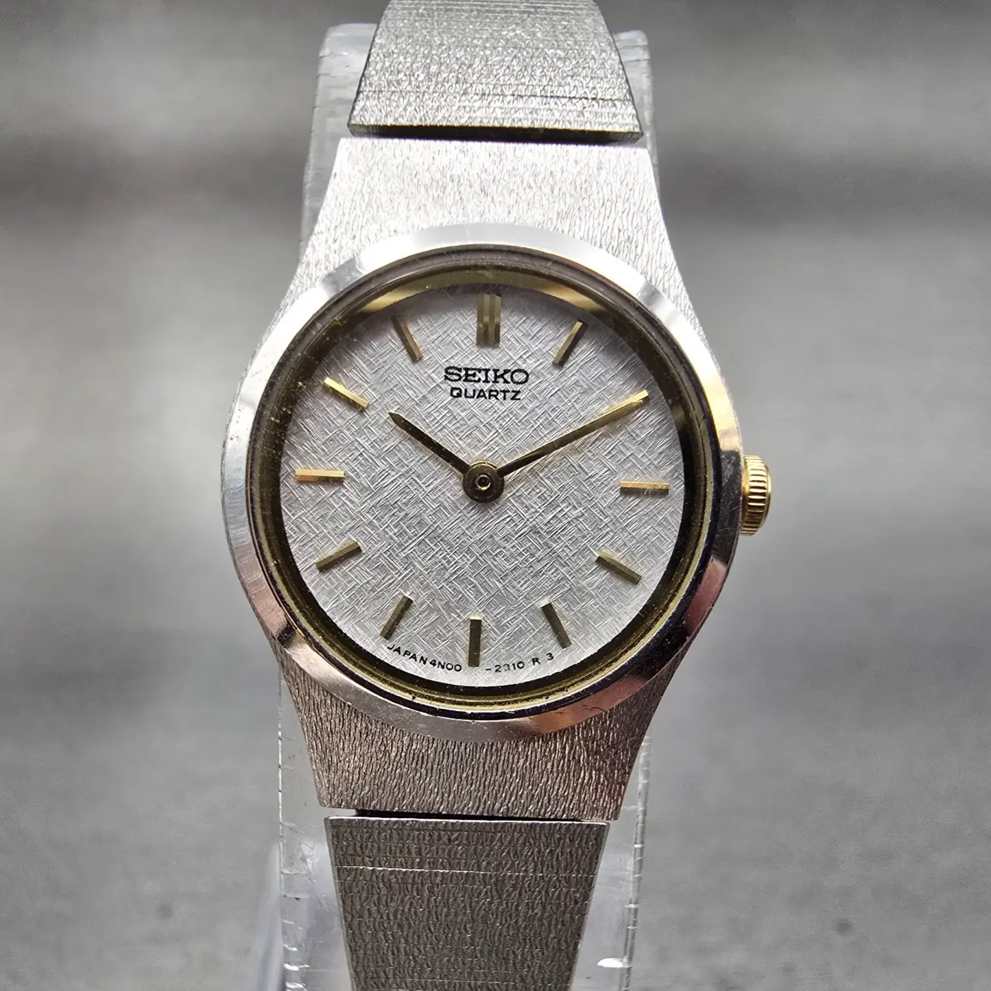 Seiko Watch Women 19mm Silver Dial Silver Tone Round 4N00-0700 New Battery VTG0