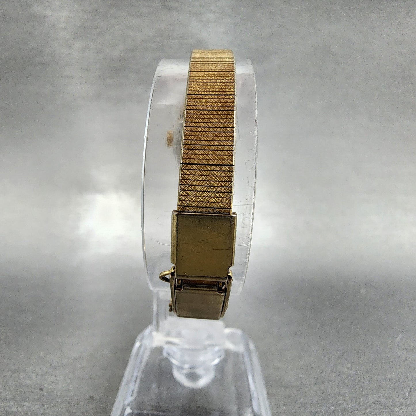 Citizen CQ Watch Women 17mm Black Dial Gold Tone Hexagon 3220322231 New Batt7