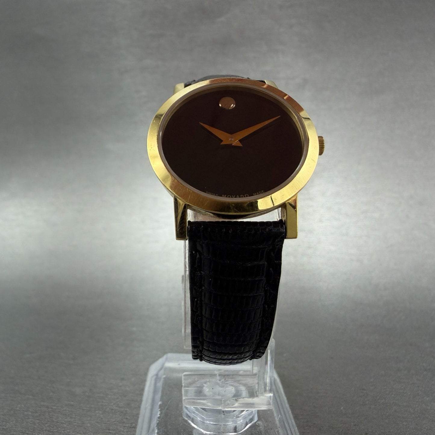 Movado Museum Watch Women 26mm Black Dial Gold Tone Round 88 A1 1837 New Battery5