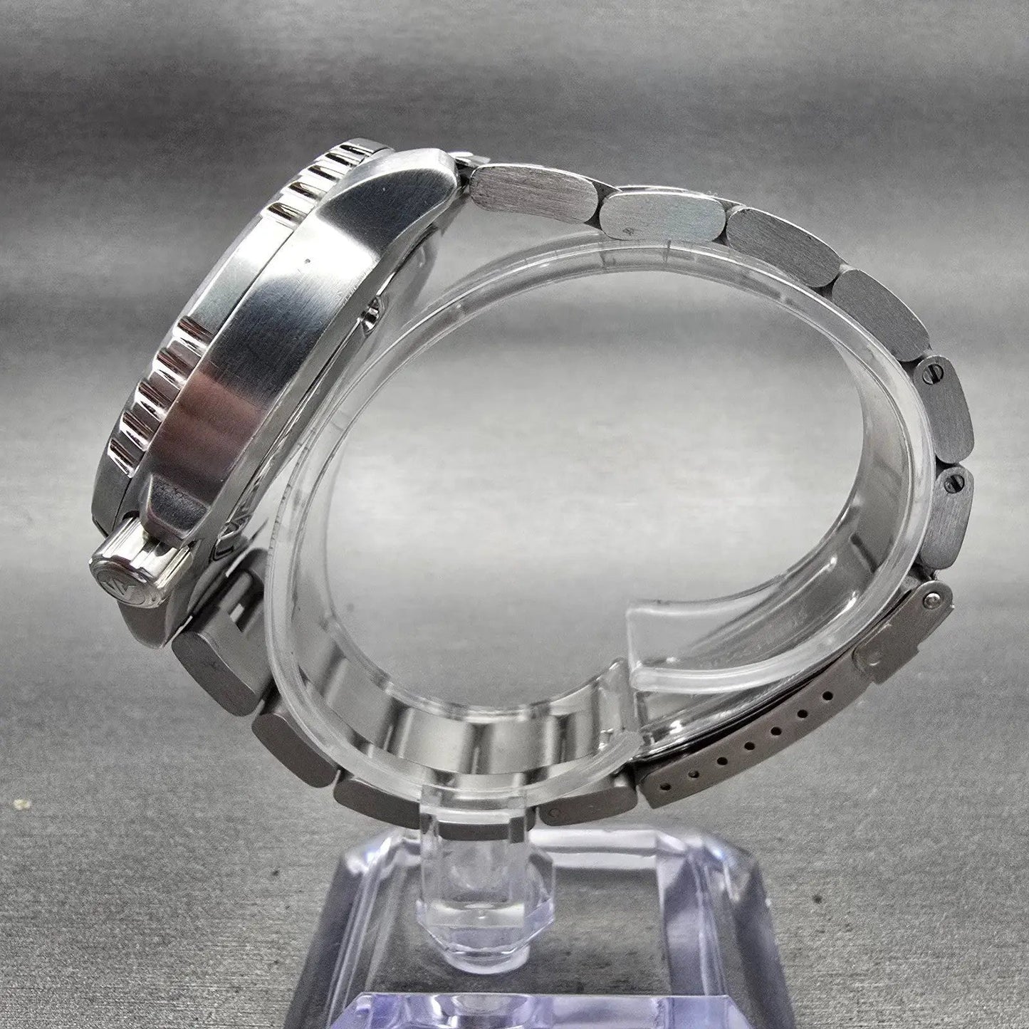 Citizen Eco-Drive Watch Men 44mm Black Dial Two Tone Date E168-S100623 Works6