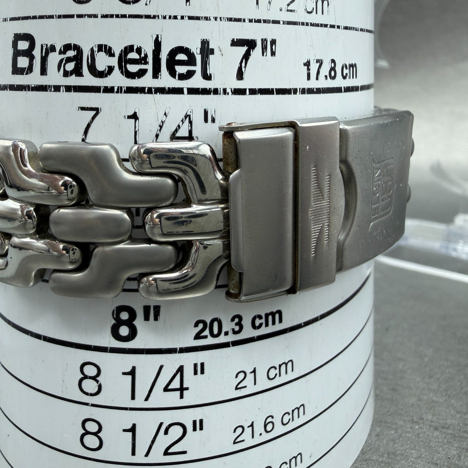 Elgin Chronograph Watch Men 39mm Black Dial Silver Tone Round FK-667 New Battery10