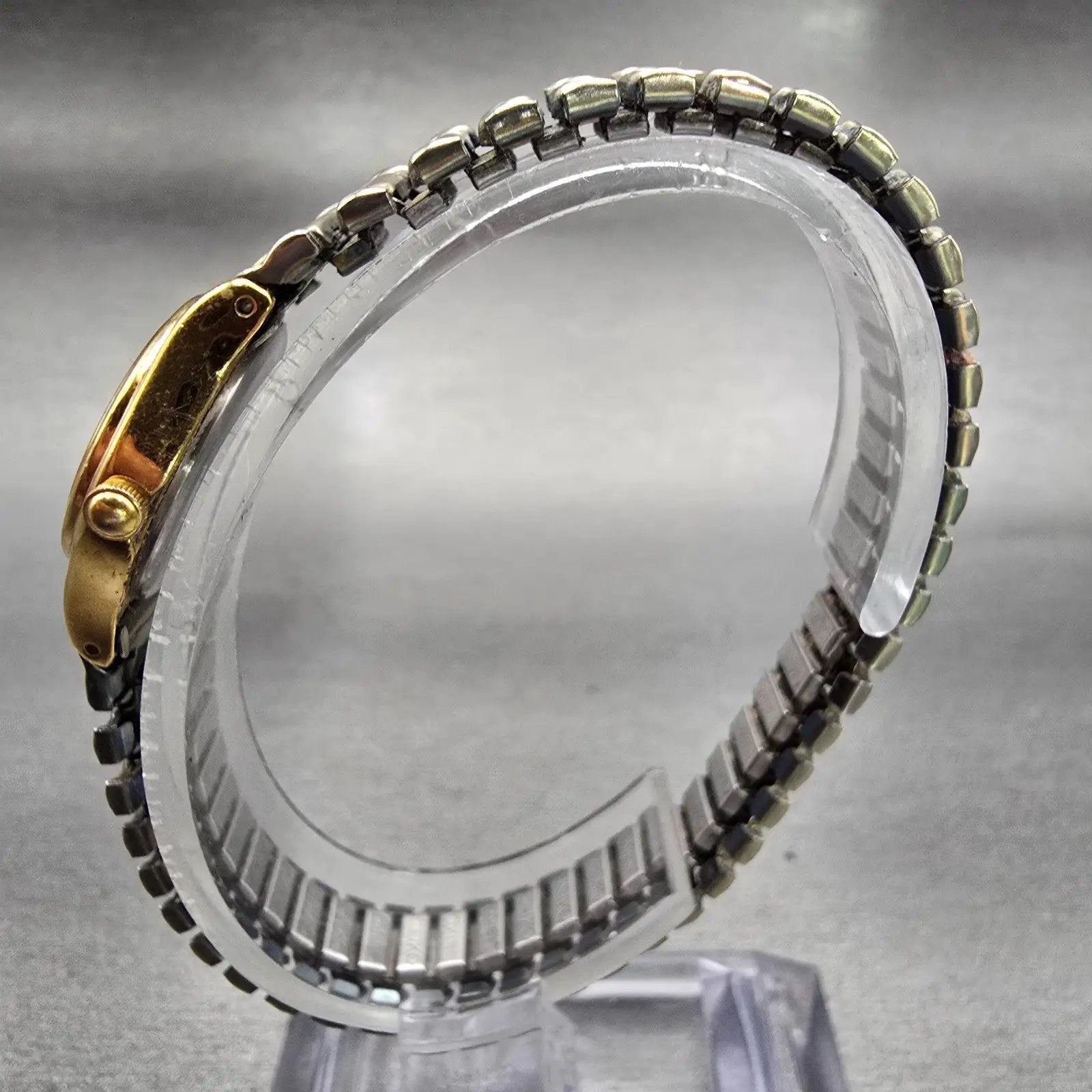 Seiko Watch Women 20mm Gold Dial Gold Tone Round 1N01-0E19 New Battery Vintage d6