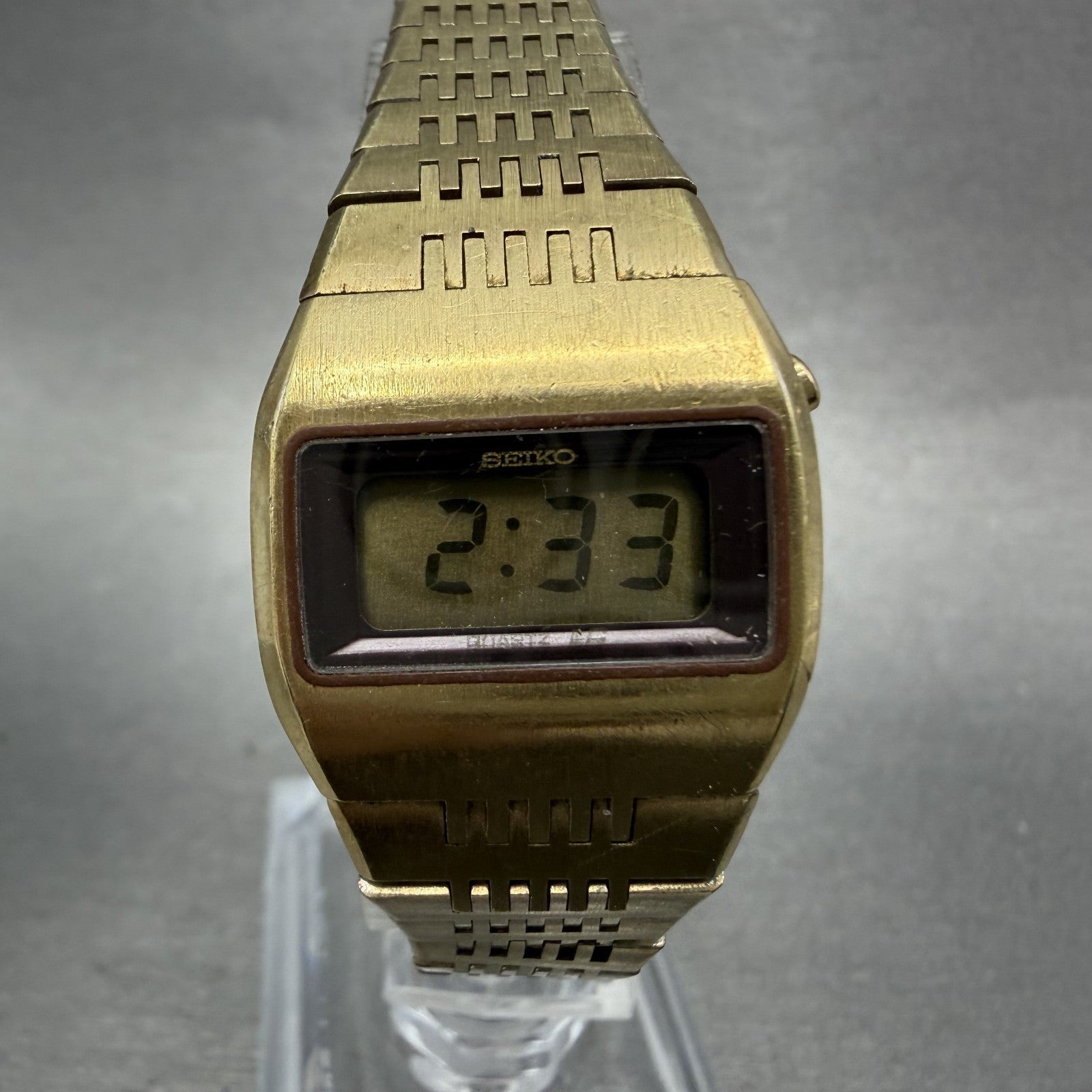 Seiko Digital Watch Women 23mm Gold Tone Month Date L012-5049 New Battery0